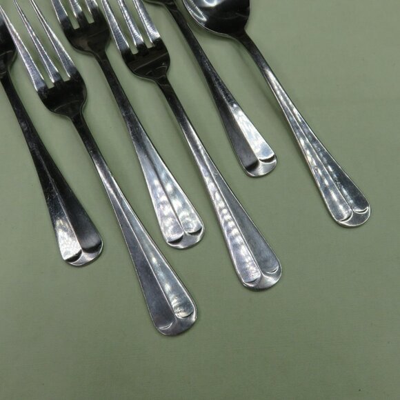 Michael Lloyd MLL8 Lot of 6 Pieces 1 Teaspoon 5 Salad Forks - Picture 4 of 4